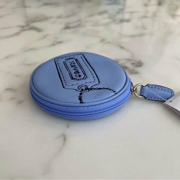 NWT Coach Hang Tag Motif Light Chambray Blue Round Coin Purse Zip Case 48558 - Picture 6 of 8